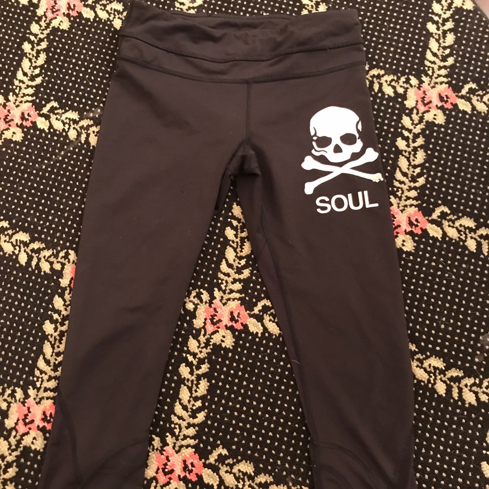soulcycle lululemon wunder under crops